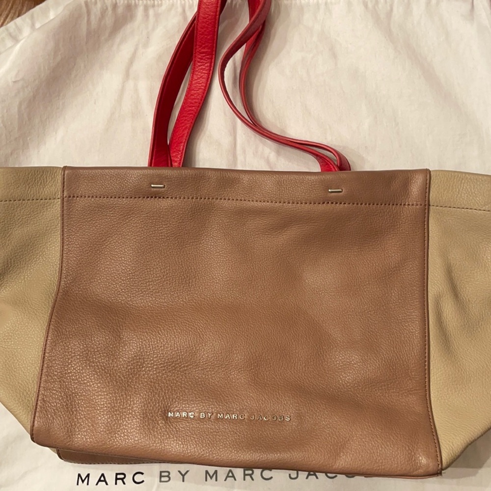 Marc by Marc Jacobs 2 toned pebbled leather tote